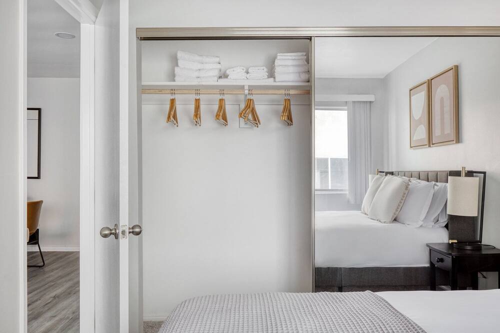Photo of Bedroom in Hollywood