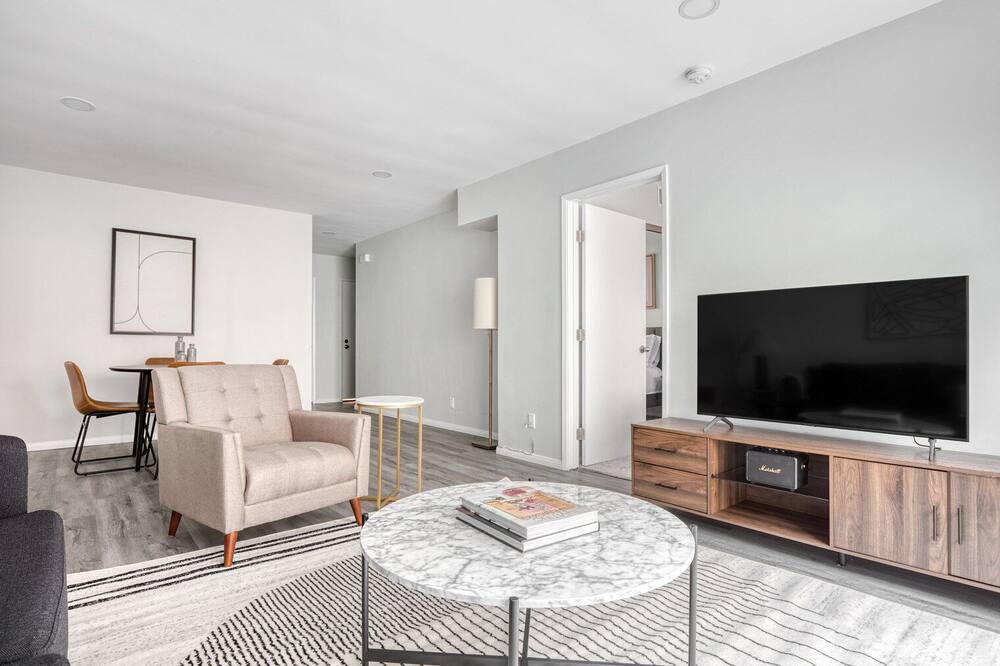 Photo of Livingroom in Hollywood