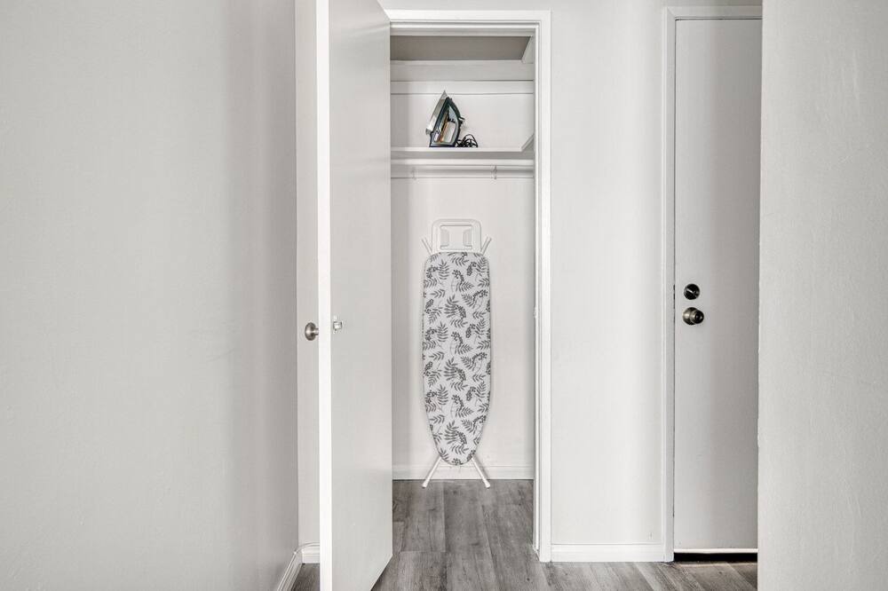Photo of Bedroom in Hollywood
