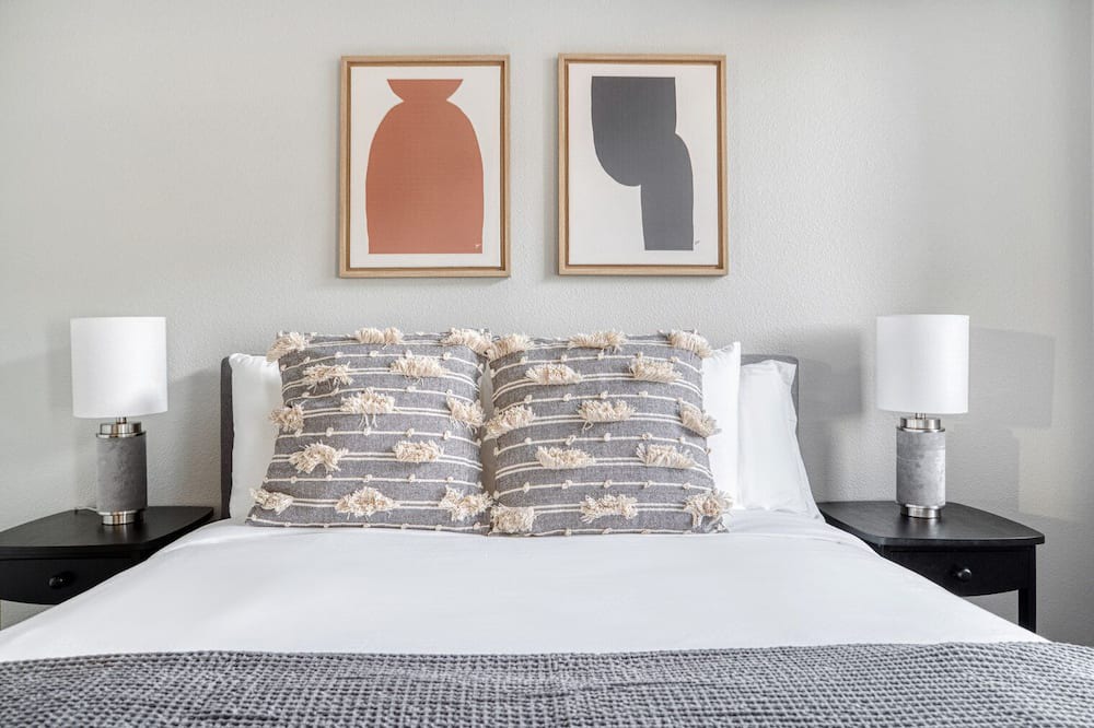 Photo of Bedroom in Emeryville