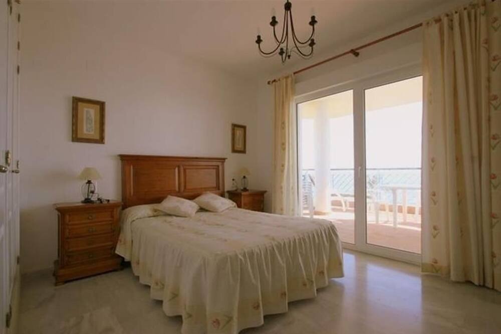 Photo of Bedroom in Sitio de Calahonda