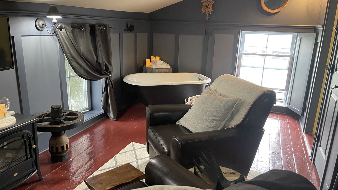 Photo of Bedroom in Maryhill