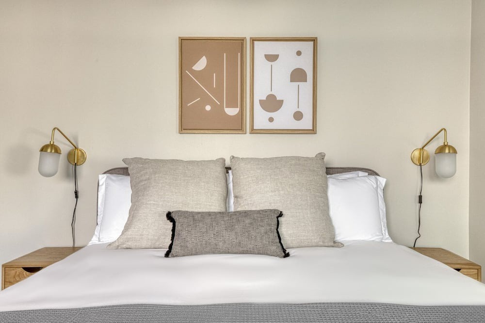 Photo of Bedroom in Valley Village