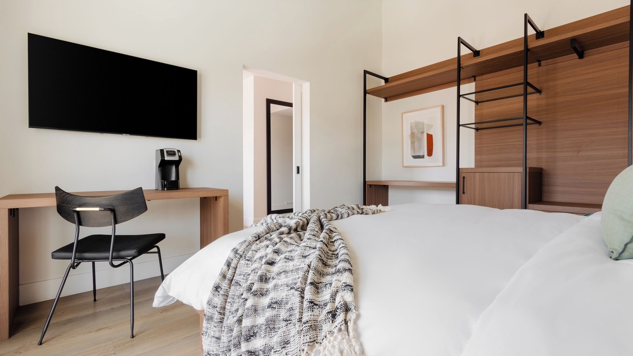 Photo of Bedroom in Inglewood