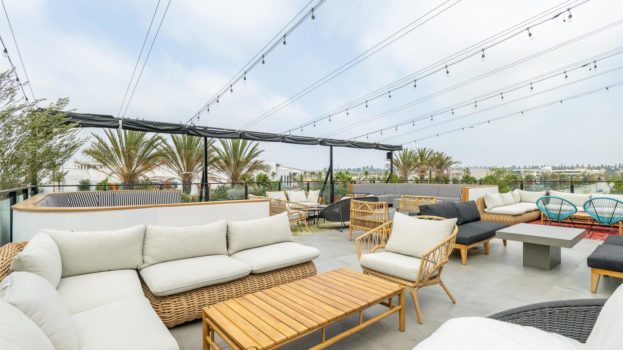 Photo of Patio Balcony in Inglewood