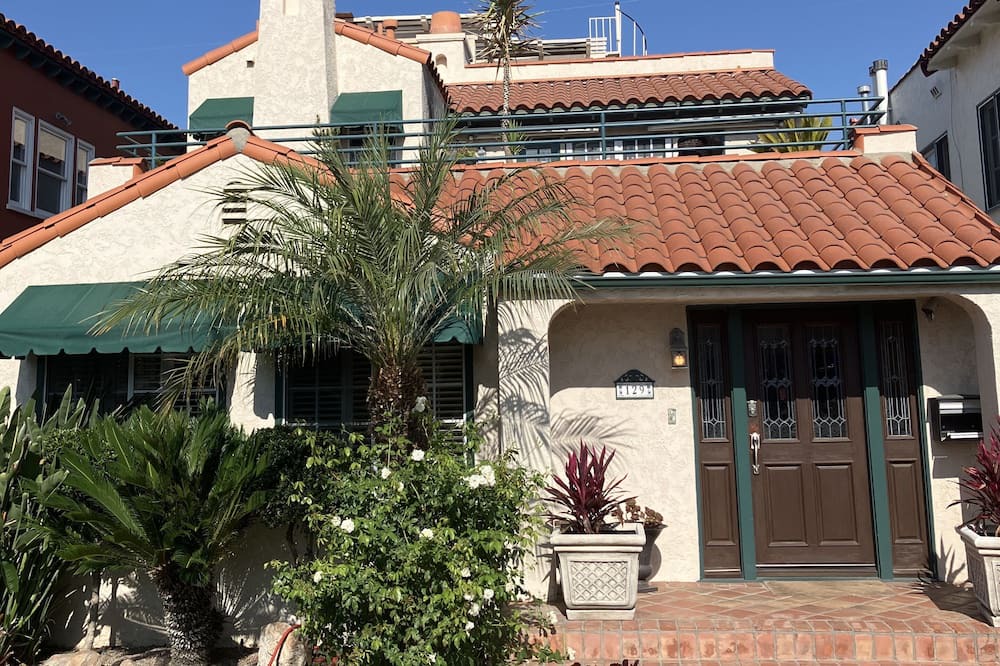 Photo of Outdoor in Belmont Shore