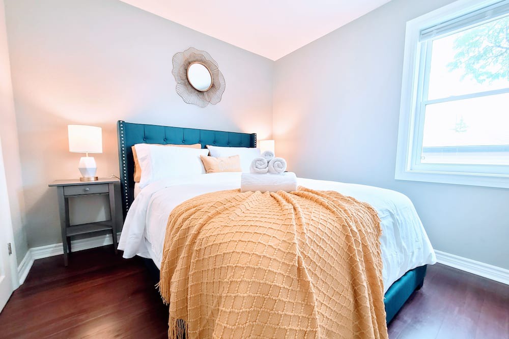 Photo of Bedroom in Hamilton
