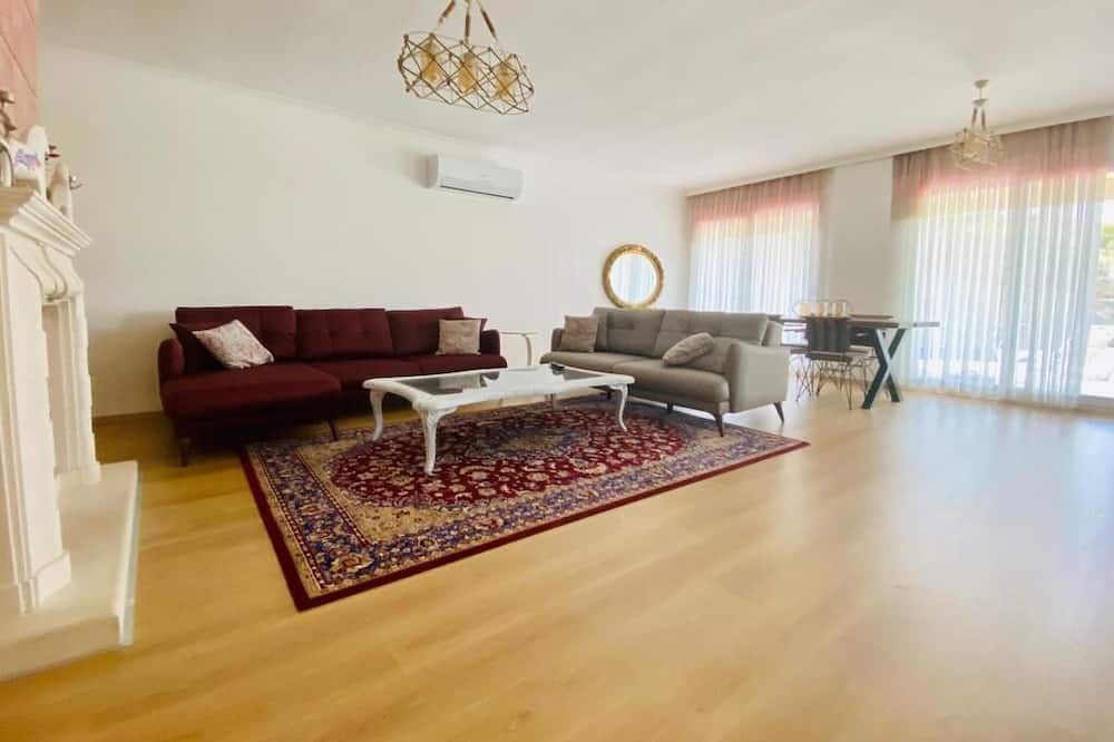 Photo of Livingroom in Bitez