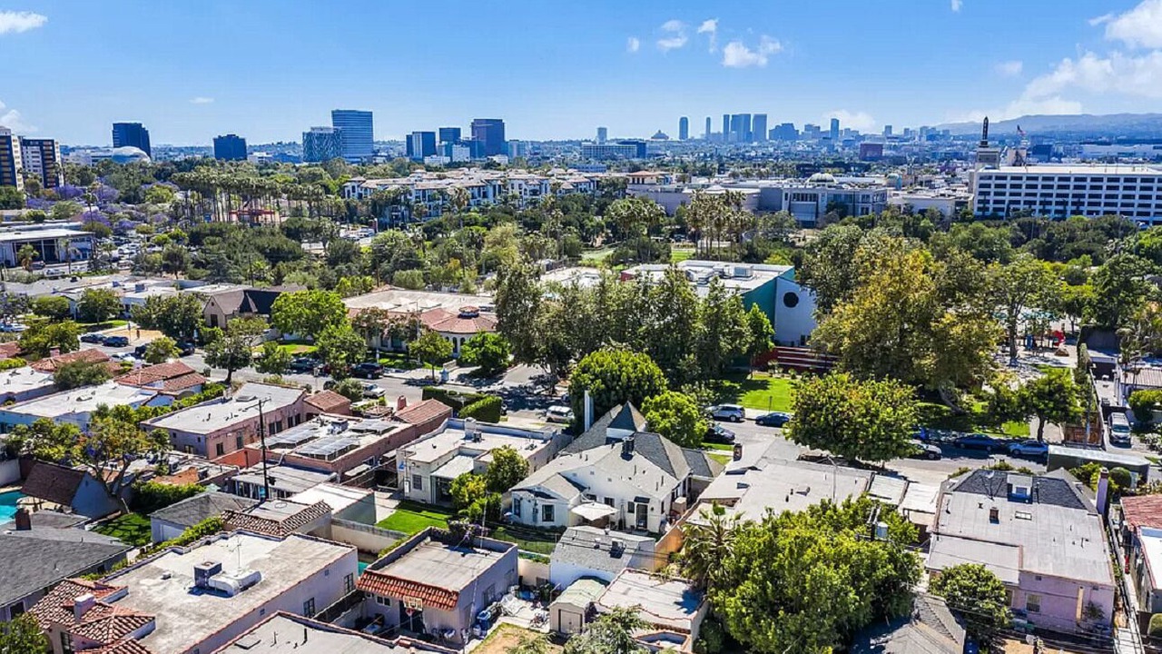 Photo of Outdoor in La Brea