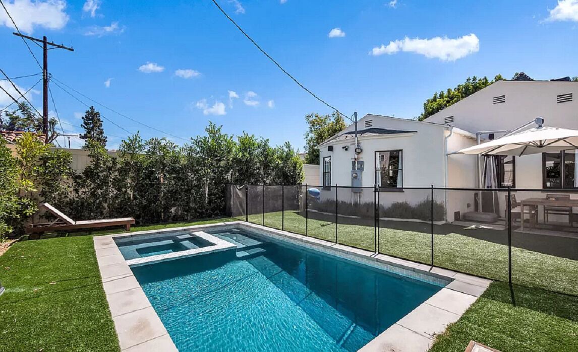 Photo of Outdoor in La Brea