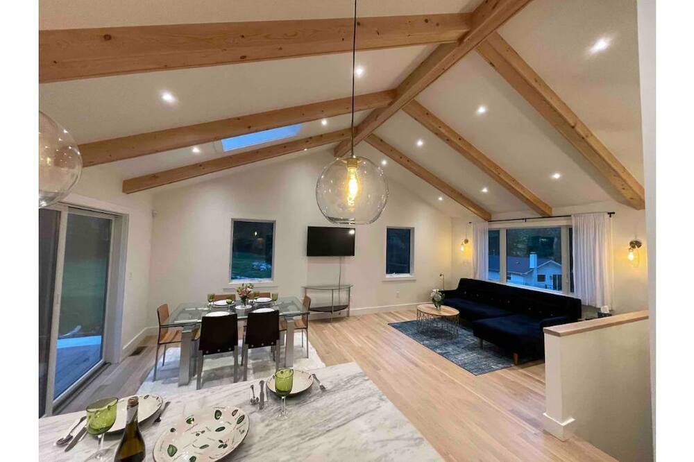 Photo of Bedroom in Garrison
