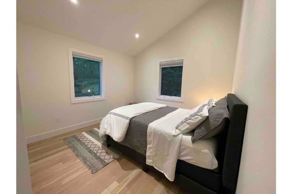 Photo of Bedroom in Garrison