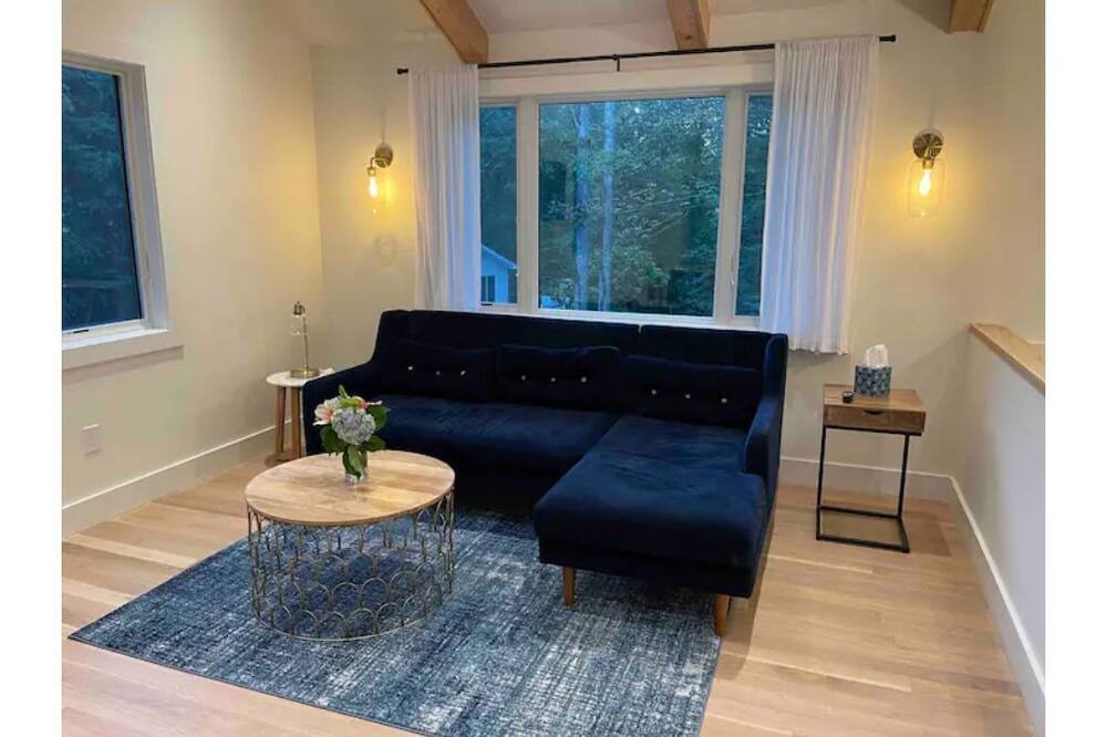 Photo of Livingroom in Garrison