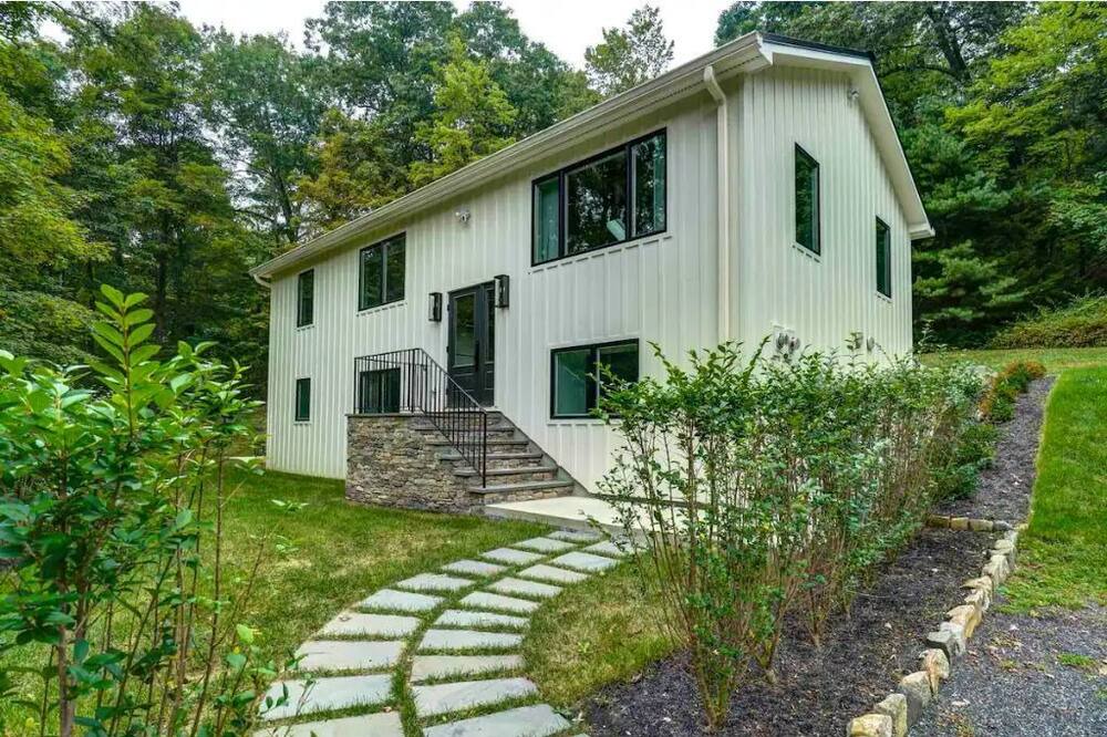 Photo of Outdoor in Garrison