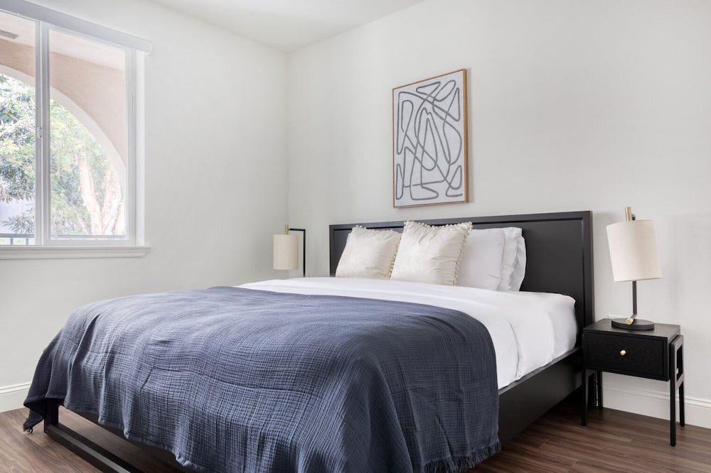 Photo of Bedroom in Playa Vista