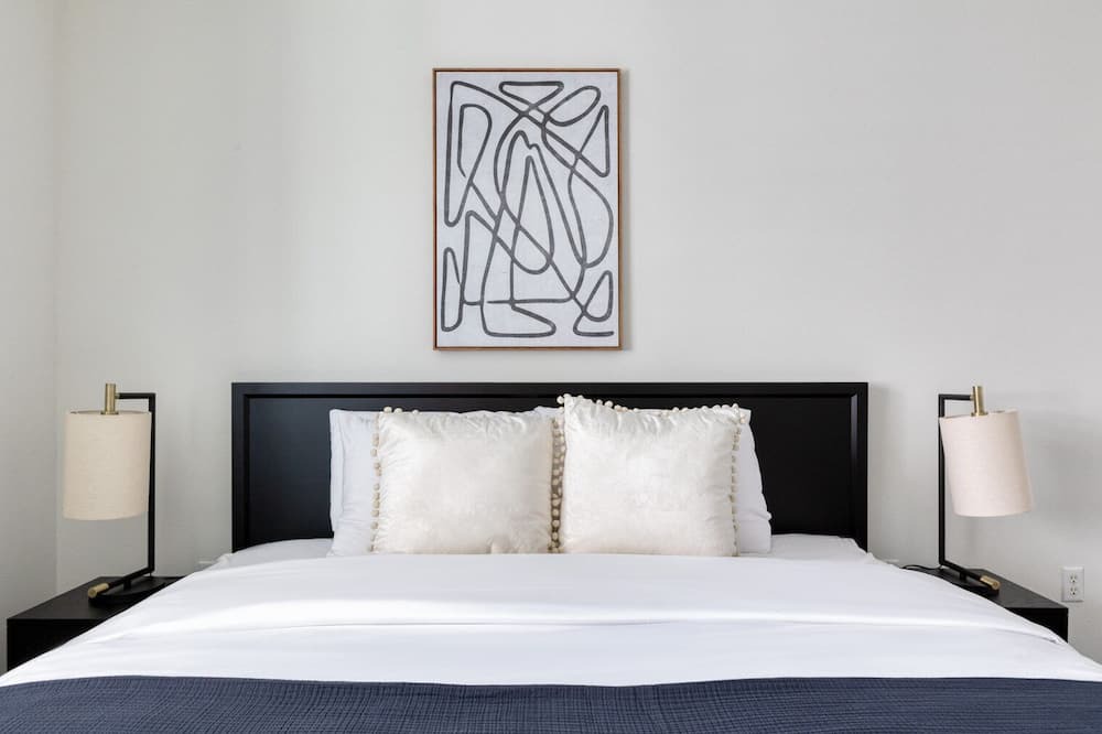 Photo of Bedroom in Playa Vista