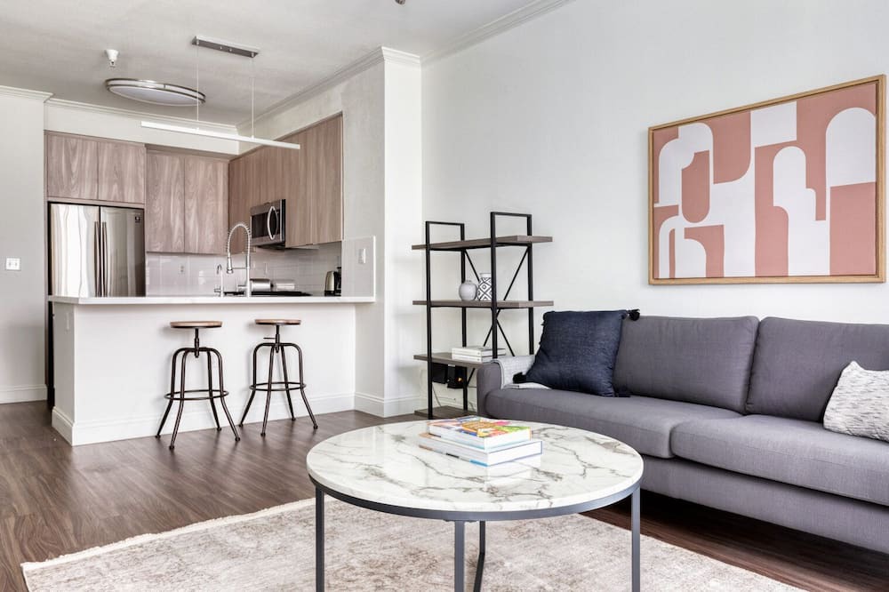 Photo of Livingroom in Playa Vista