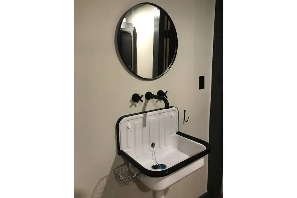 Photo of Bedroom in Lake Mohawk