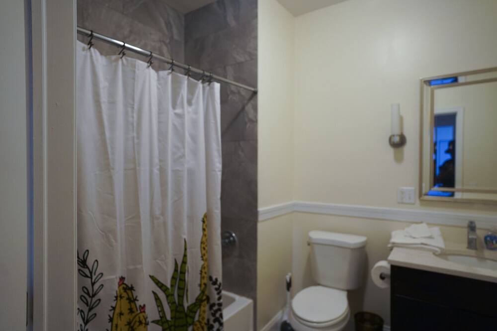Photo of Bathroom in East Orange