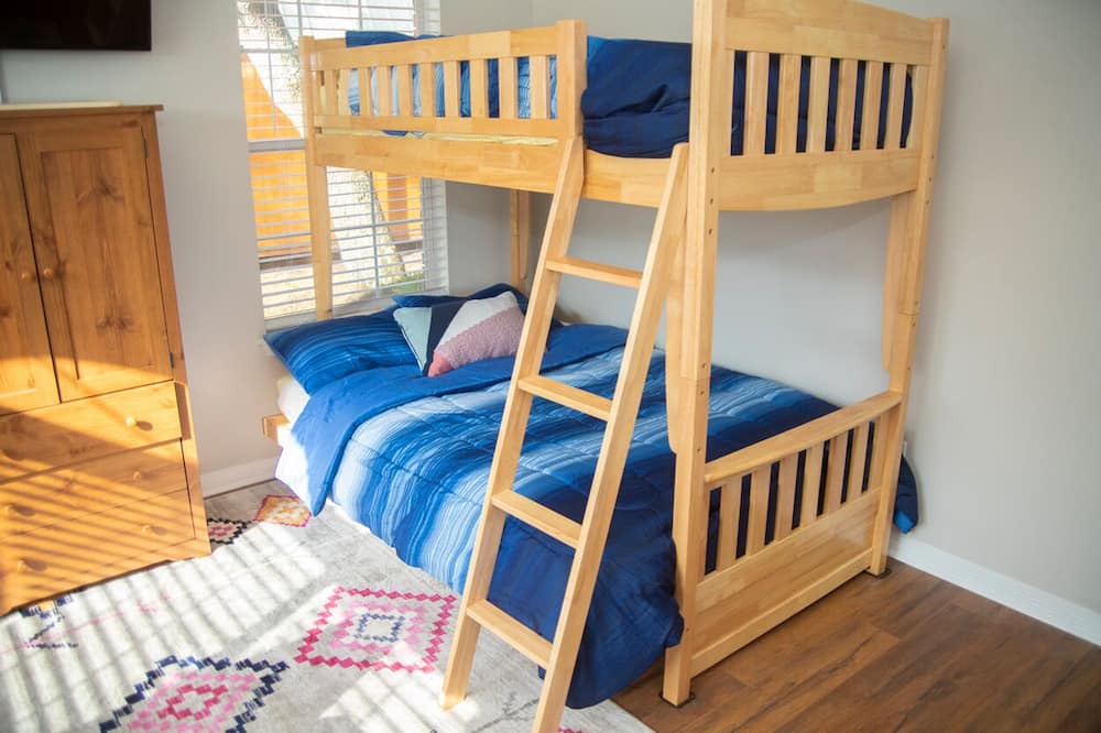 Photo of Bedroom in Gulf Breeze