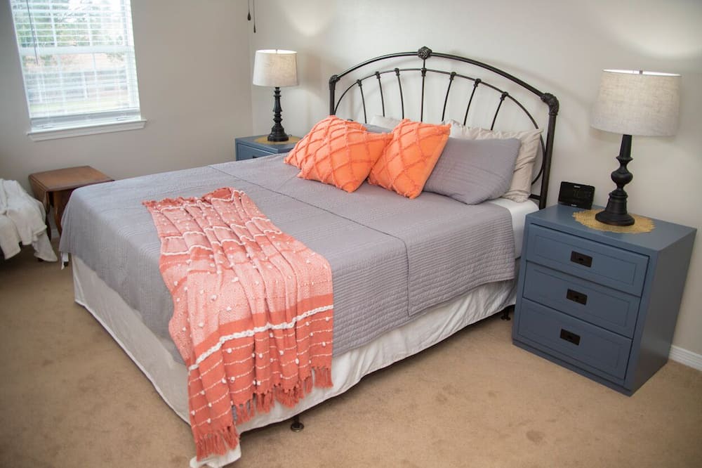 Photo of Bedroom in Gulf Breeze