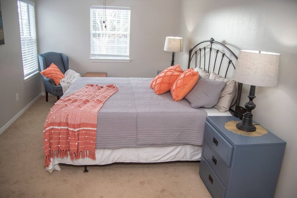 Photo of Bedroom in Gulf Breeze