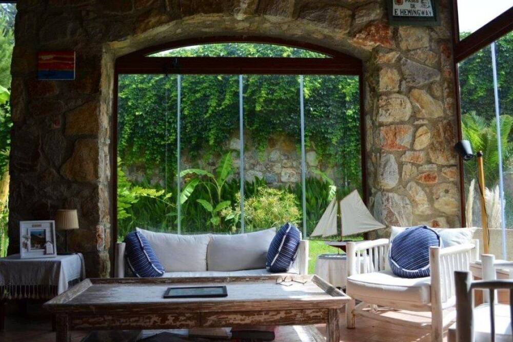 Photo of Livingroom in Bitez