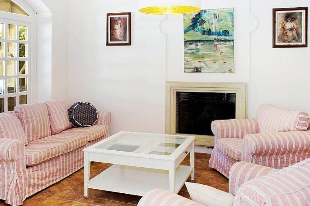 Photo of Livingroom in Bitez