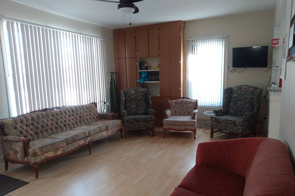 Photo of Livingroom in Charny