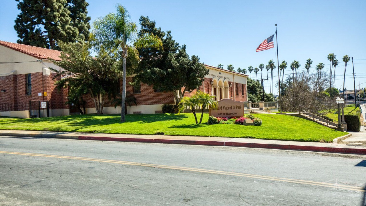 Photo of Outdoor in Inglewood