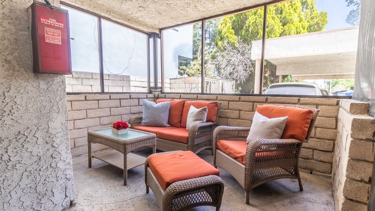 Photo of Patio Balcony in Valley Village