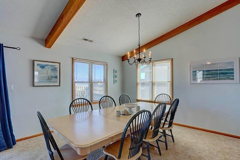 Photo of Livingroom in Nags Head
