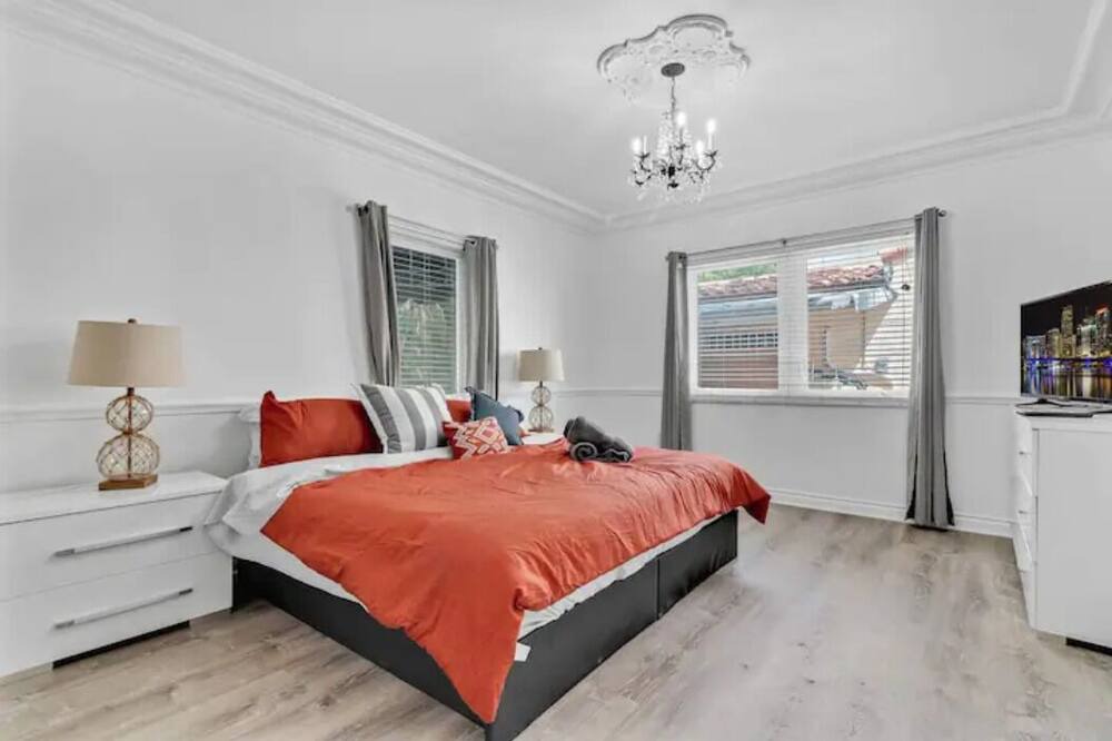 Photo of Bedroom in The Roads