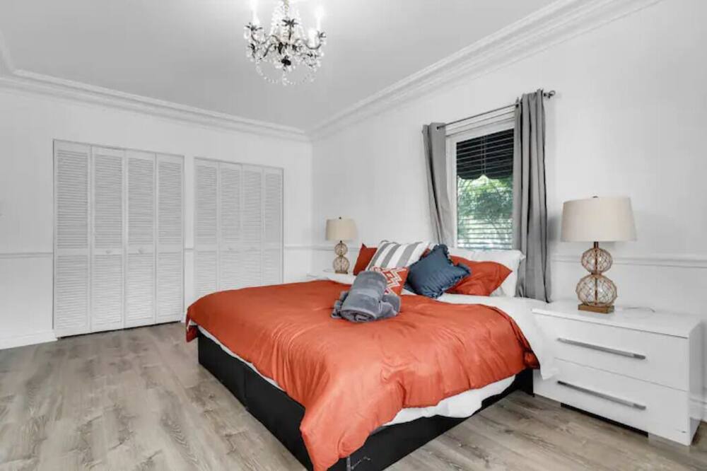 Photo of Bedroom in The Roads