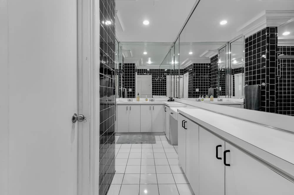 Photo of Kitchen in The Roads