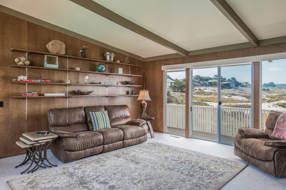 Photo of Bedroom in Del Monte Forest