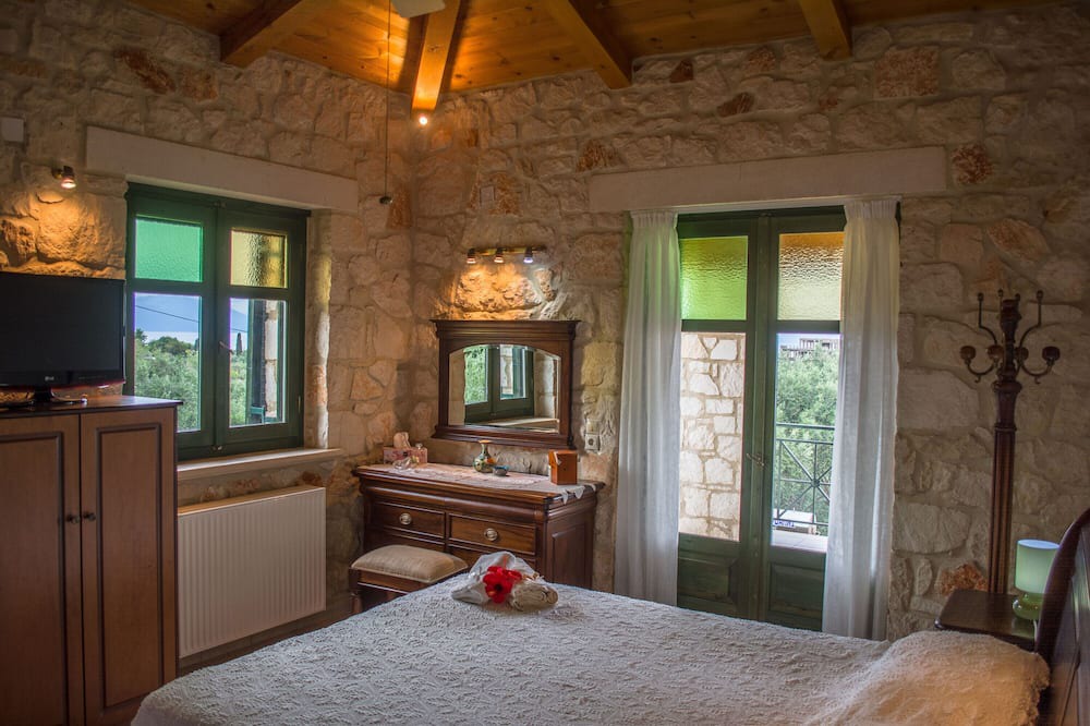 Photo of Bedroom in Akrotiri