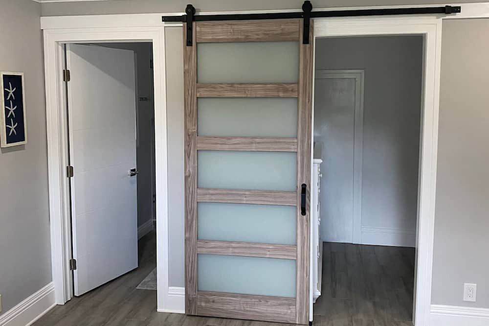 Photo of Bedroom in Santa Barbara Estates