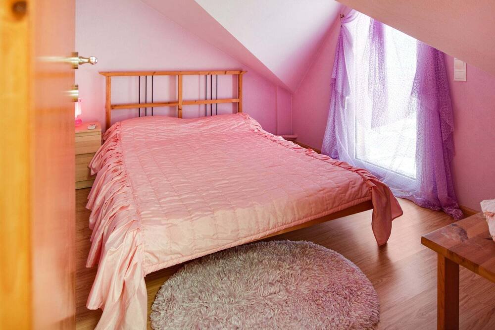 Photo of Bedroom in Saronida