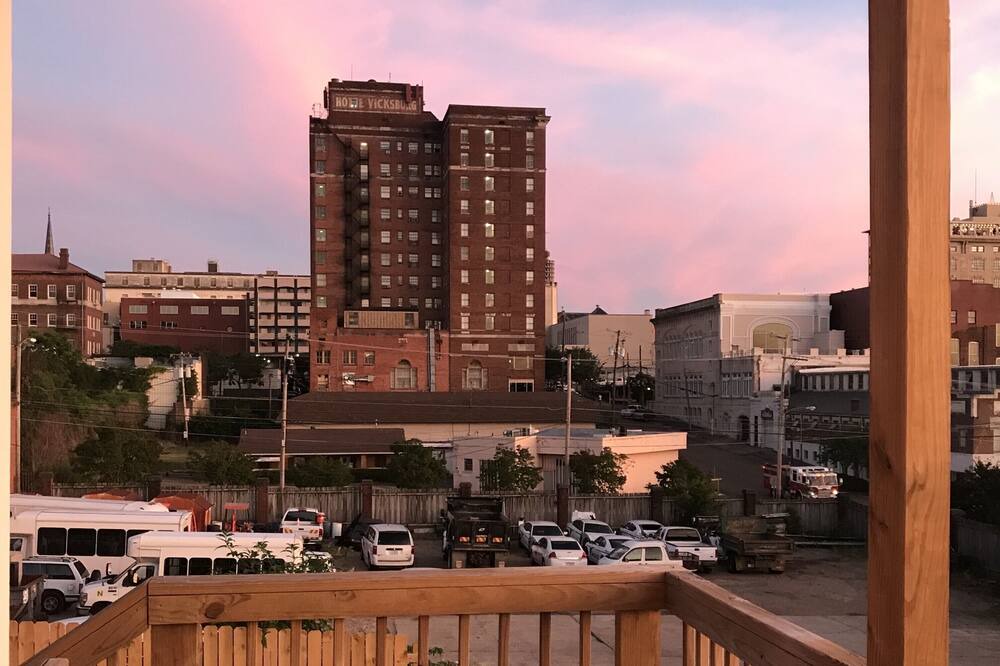 Photo of Patio Balcony in Vicksburg