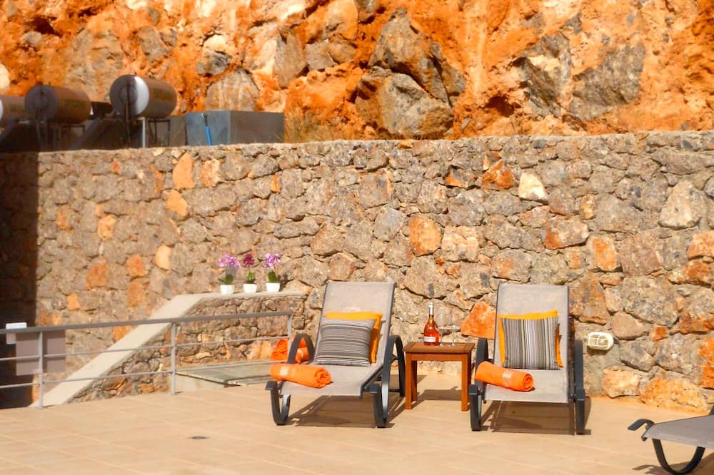 Photo of Outdoor in Istron
