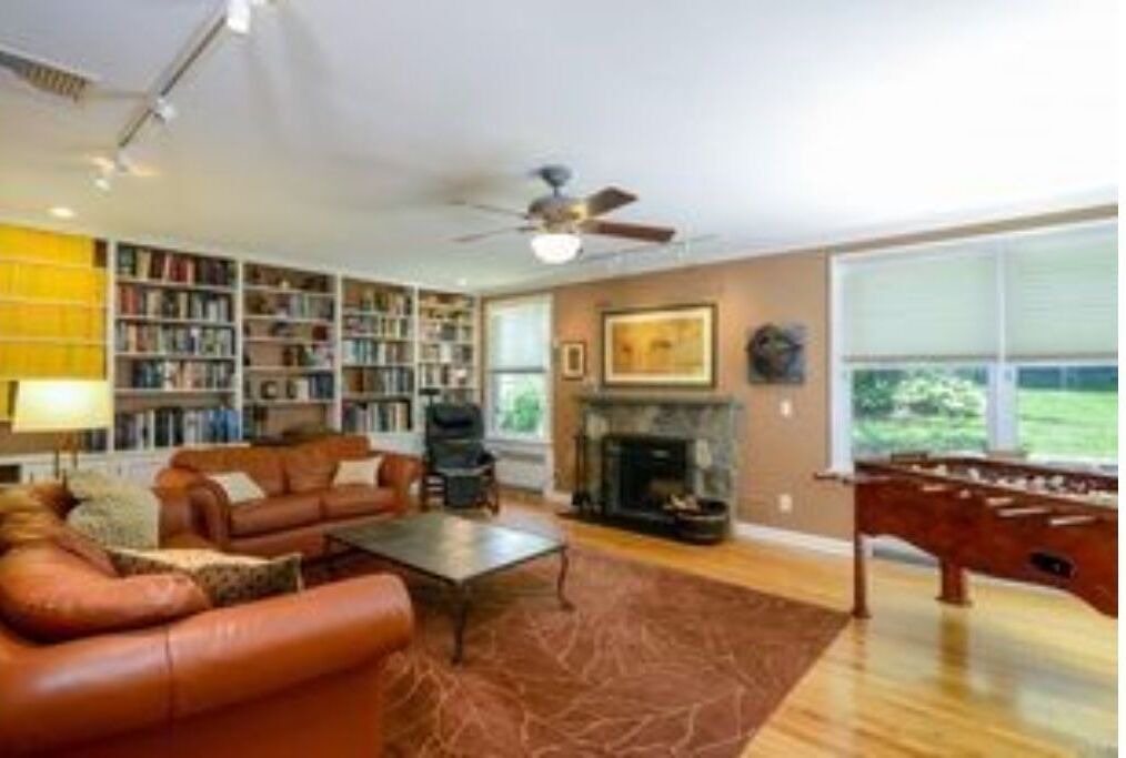 Photo of Others in Mount Kisco