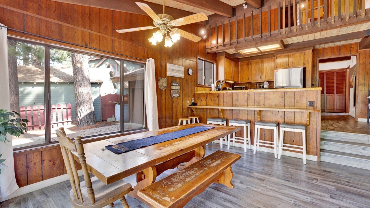 Photo of Livingroom in Big Bear Lake
