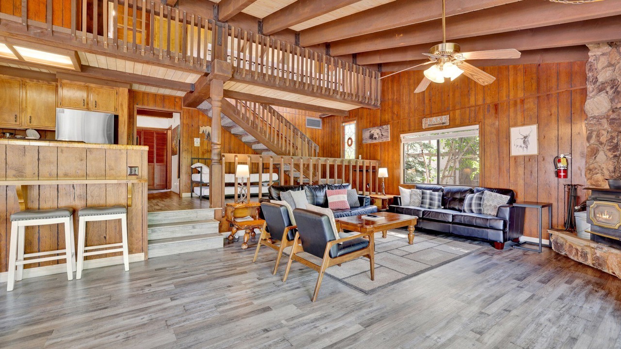 Photo of Livingroom in Big Bear Lake