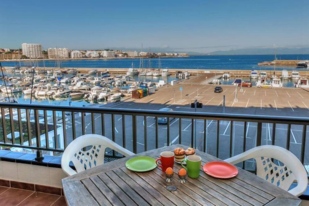 Photo of Patio Balcony in L'Escala