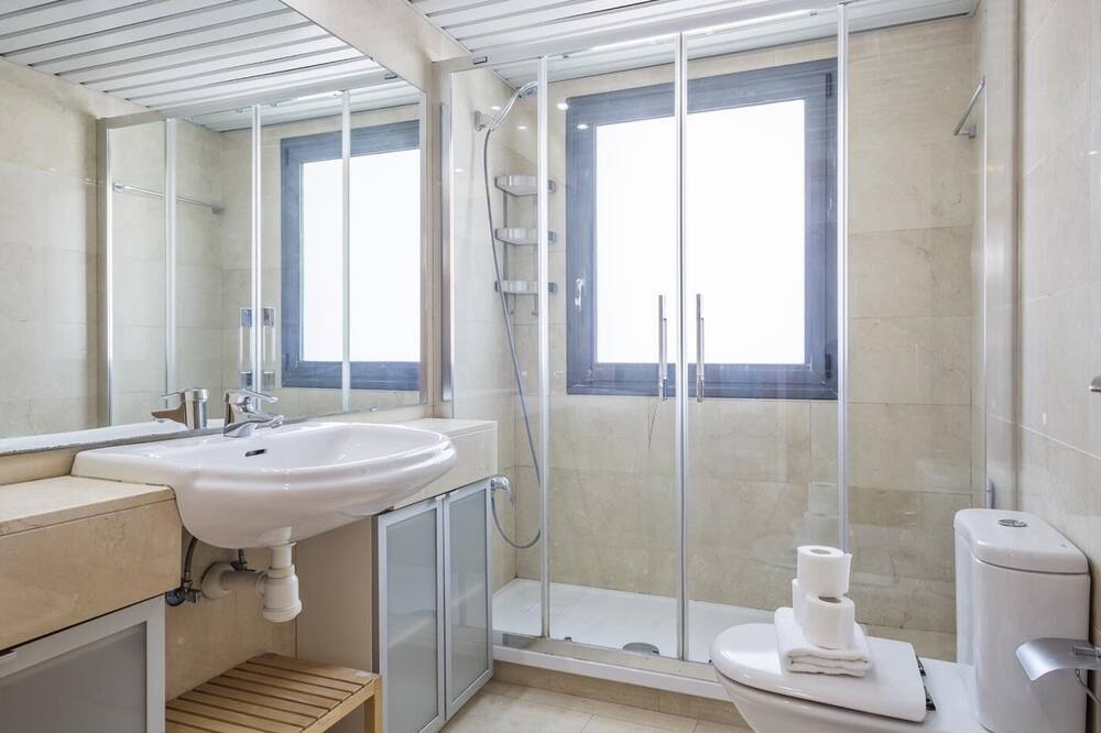 Photo of Bathroom in Badalona