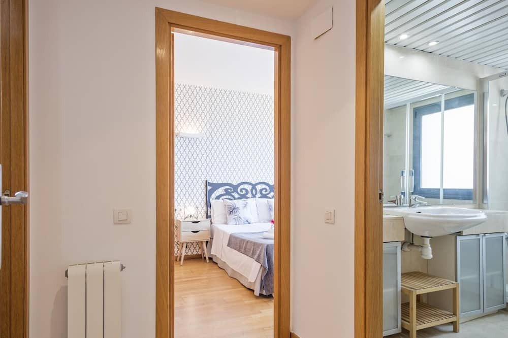 Photo of Bedroom in Badalona
