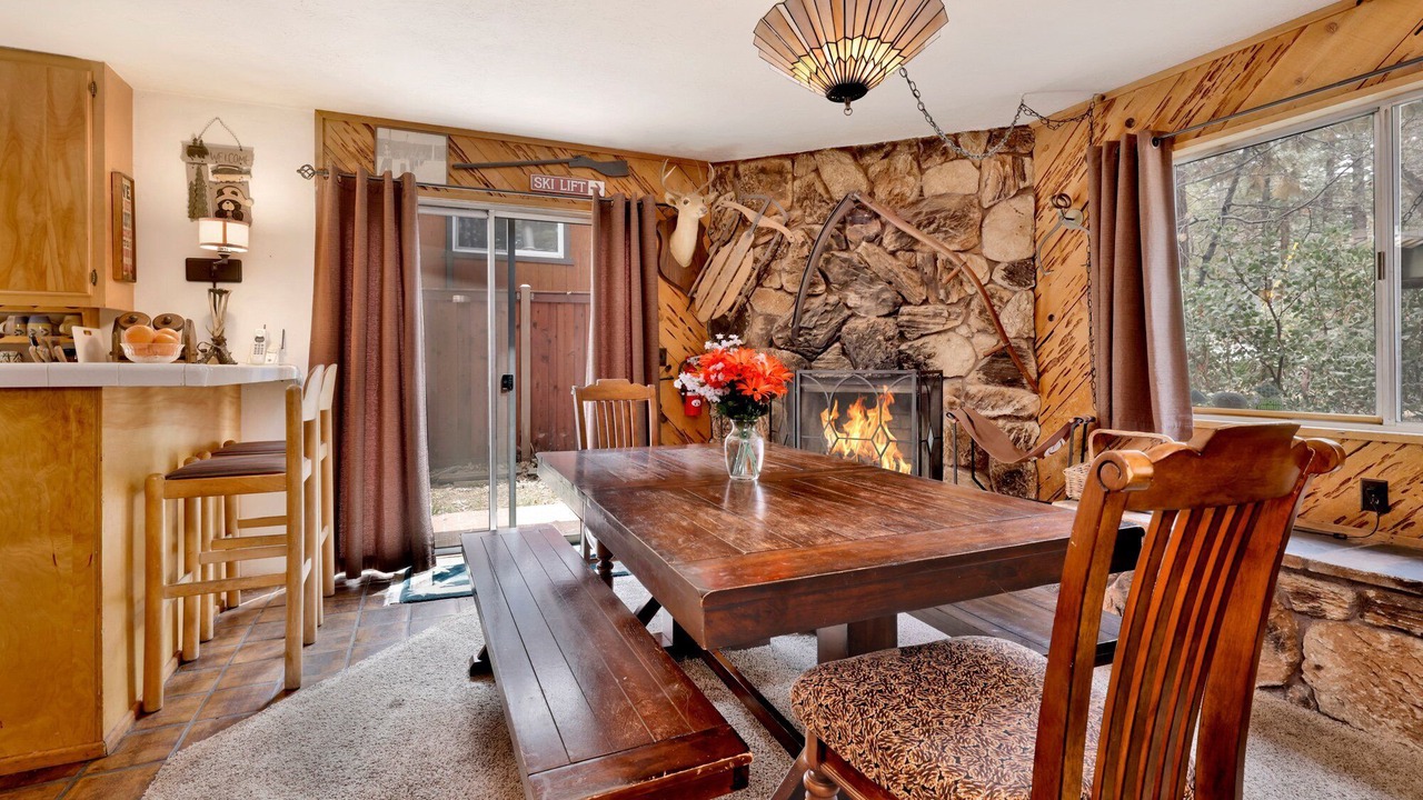 Photo of Bedroom in Summit Estates
