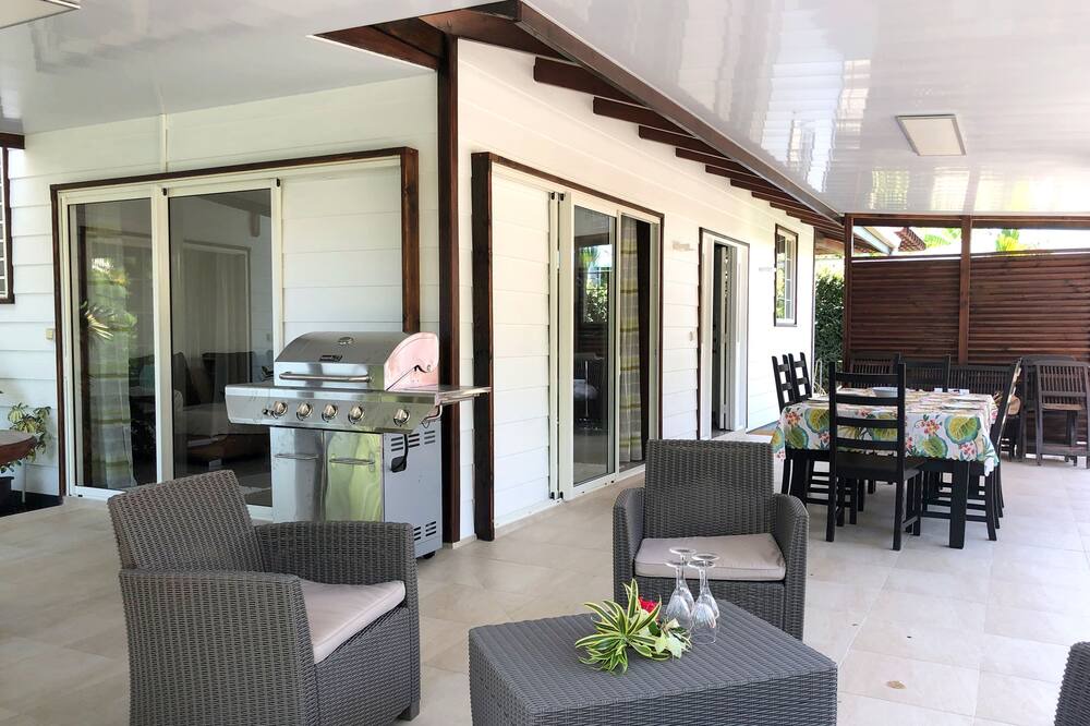 Photo of Patio Balcony in Faaa