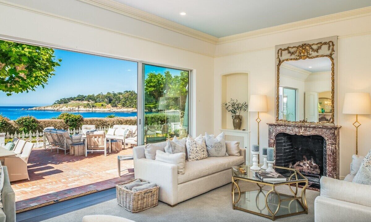 Photo of Livingroom in Pebble Beach